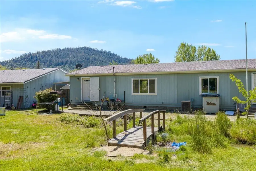 2447 Stringer Gap Road, Grants Pass, OR 97527 - #3