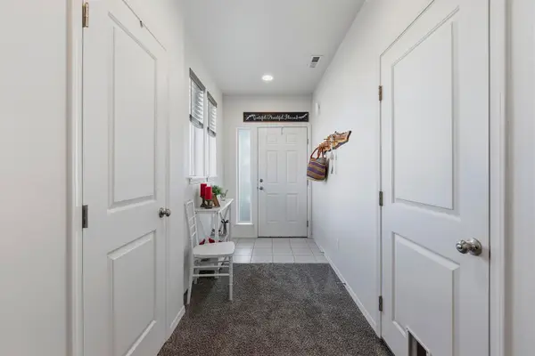 2426 NW Ivy Way, Redmond, OR 97756