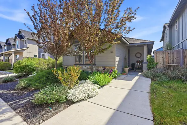 240 NW 30th Street, Redmond, OR 97756
