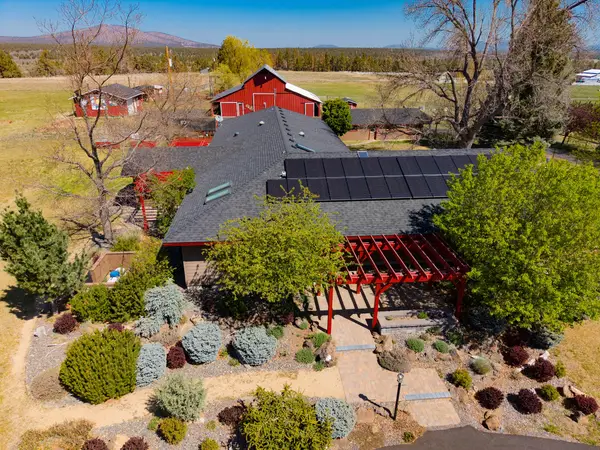 20900 SW Young Avenue, Bend, OR 97703
