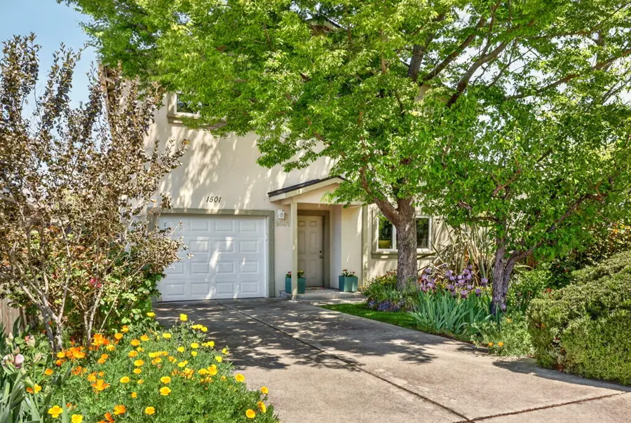1501 Lithia Way, Talent, OR 97540 - #2