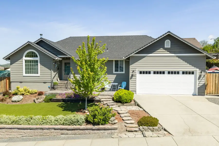 1380 Forestview Drive, Grants Pass, OR 97527 - #2
