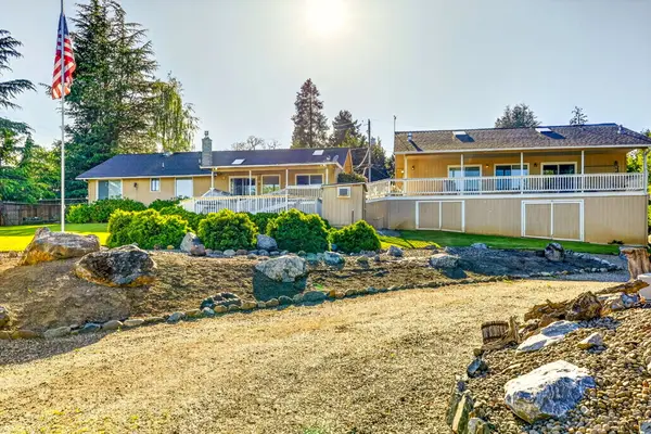 2244 Hillside Drive, Medford, OR 97502