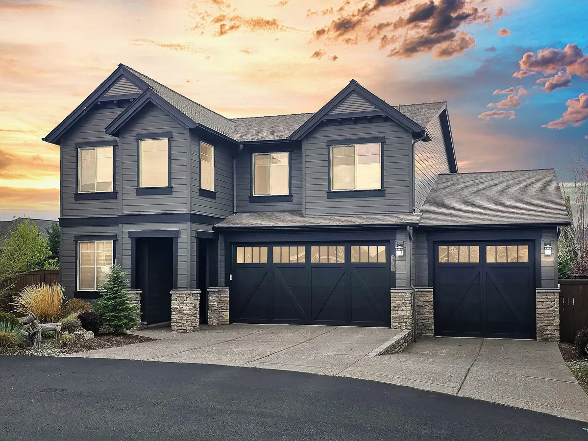 61072 Manhae Loop, Bend, OR 97702 - #1