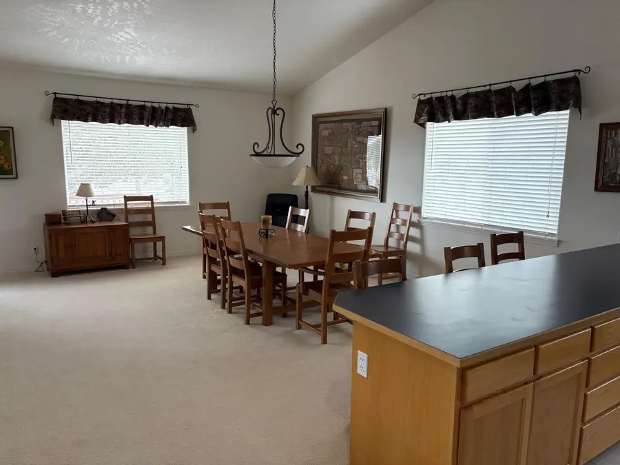 476 Nutcracker Drive, Redmond, OR 97756 - #3