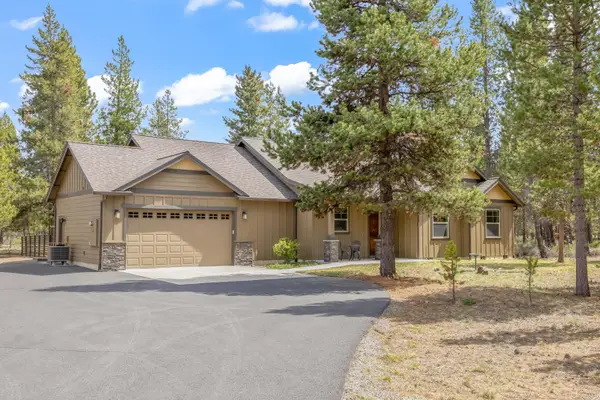 55130 Prong Horn Drive, Bend, OR 97707