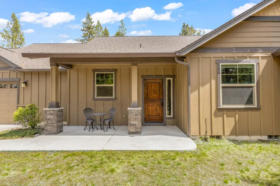 55130 Prong Horn Drive, Bend, OR 97707 - #2