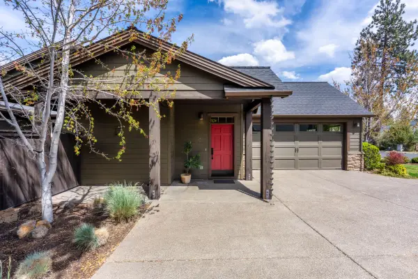 60275 Addie Triplett Loop, Bend, OR 97702