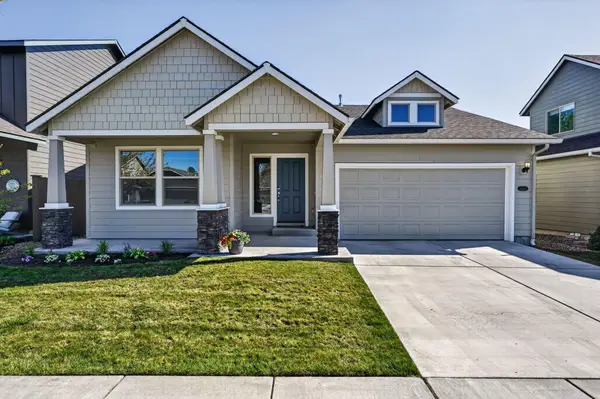 3023 NE Red Oak Drive, Bend, OR 97701
