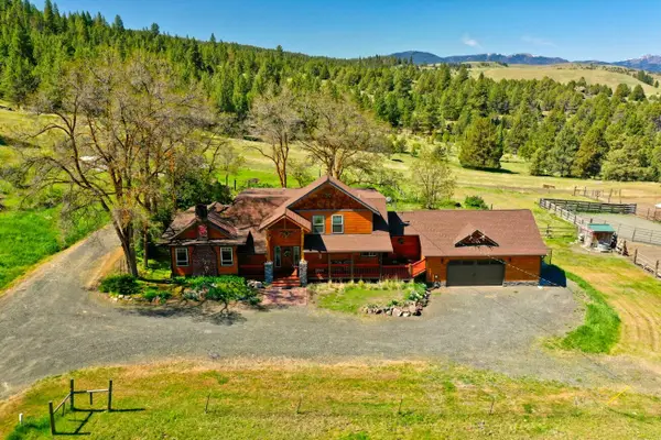 26608 Adam Road, Canyon City, OR 97820