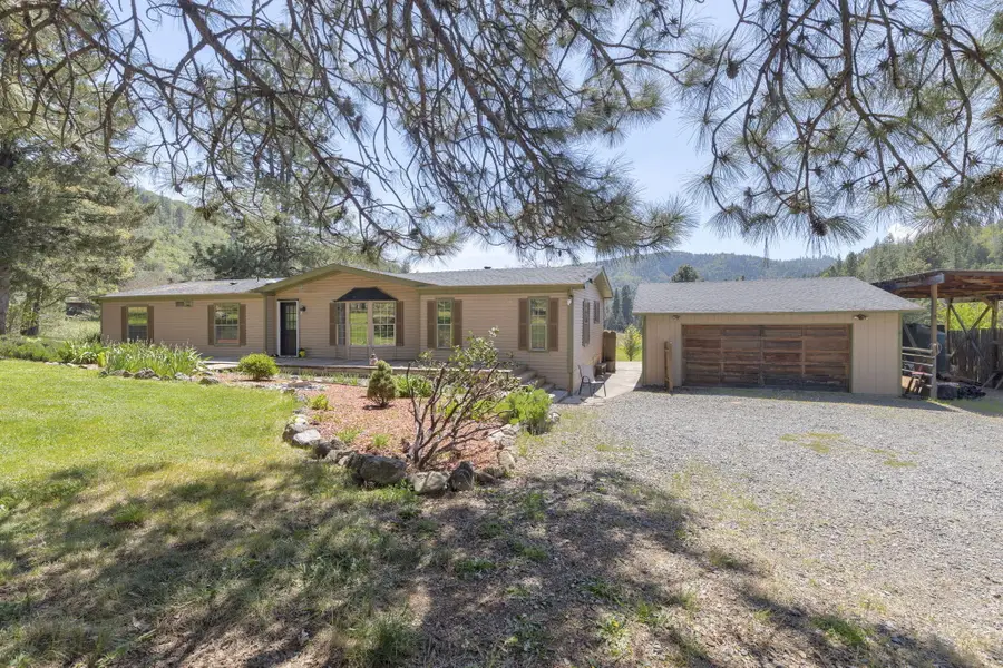 2655 Cady Road, Jacksonville, OR 97530 - #3