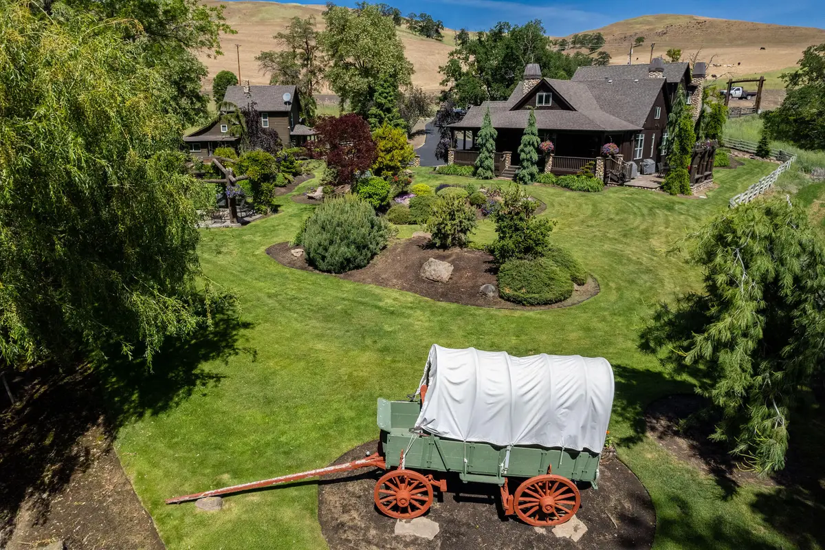 6100 Eightmile Road, The Dalles, OR 97058 - #1