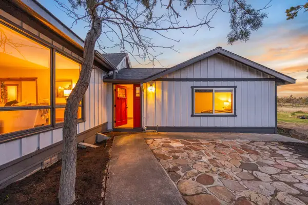 63130 Stenkamp Road, Bend, OR 97701
