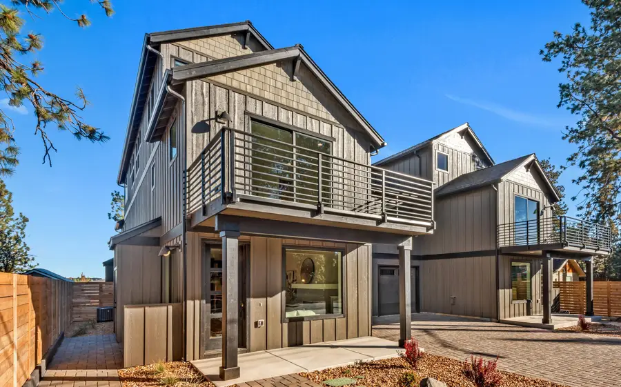 334 SW Roosevelt Avenue #Unit 4, Bend, OR 97702 - #2