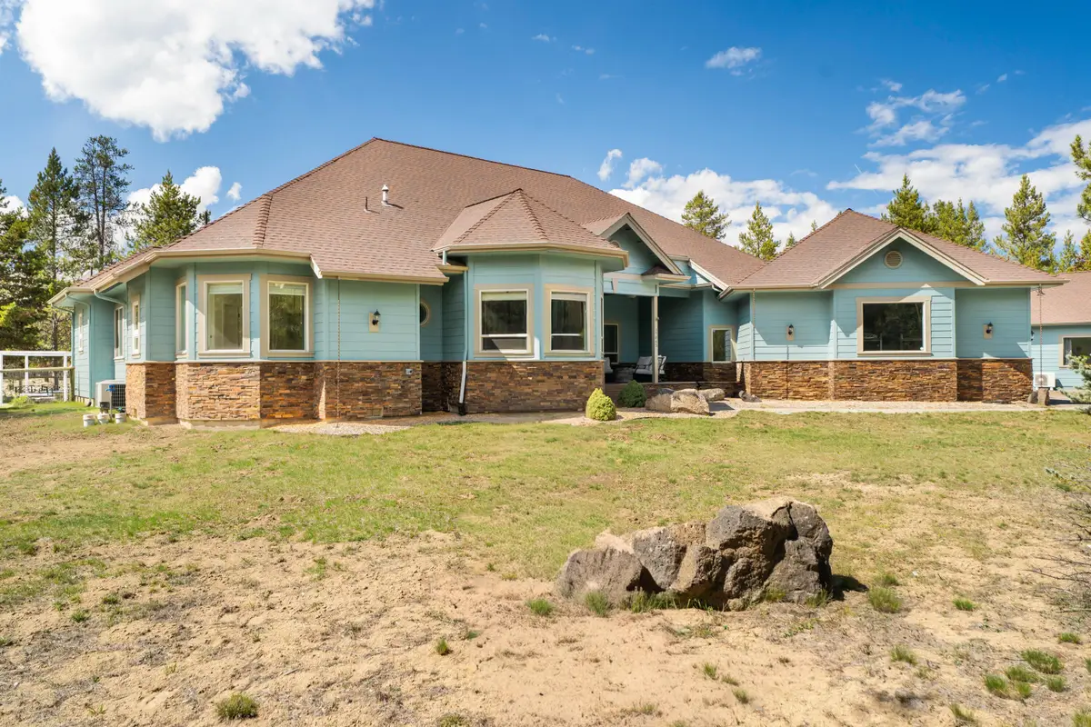17045 Shawnee Circle, Bend, OR 97707 - #1