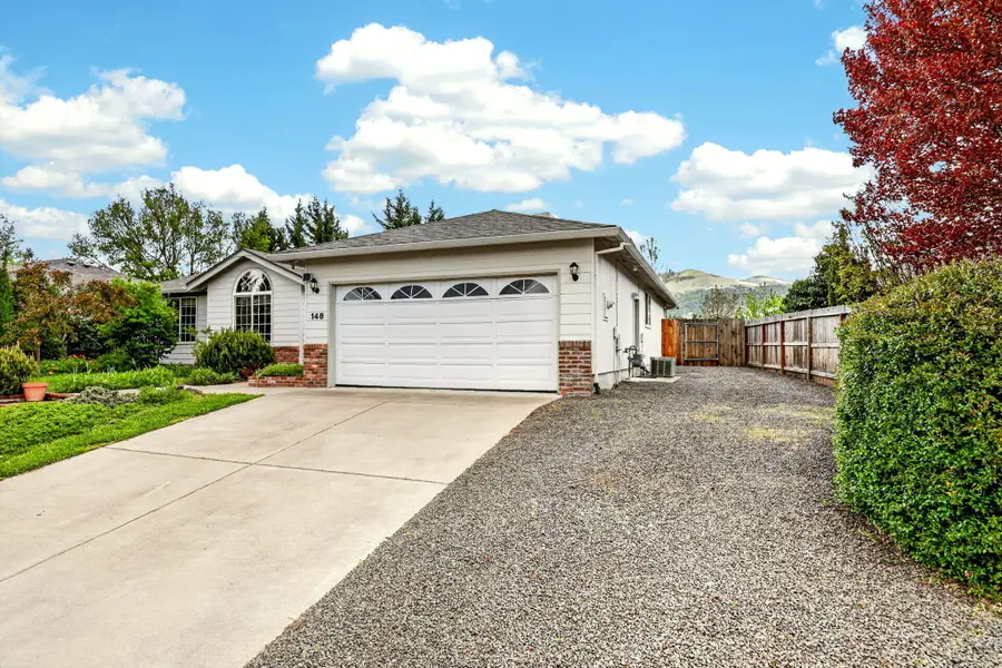 148 Meadow View Drive, Phoenix, OR 97535 - #2