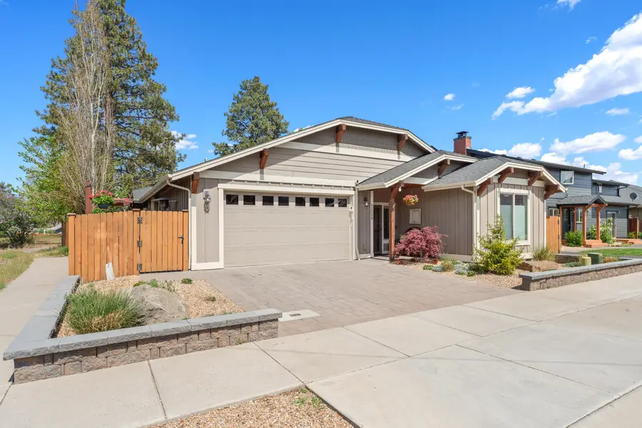 61538 SE Chief Joseph Lane, Bend, OR 97702 - #2