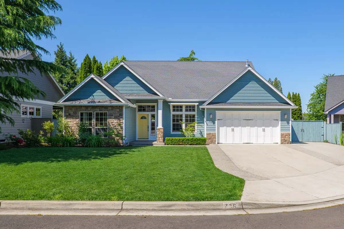 736 Williams Court, Medford, OR 97504 - #1