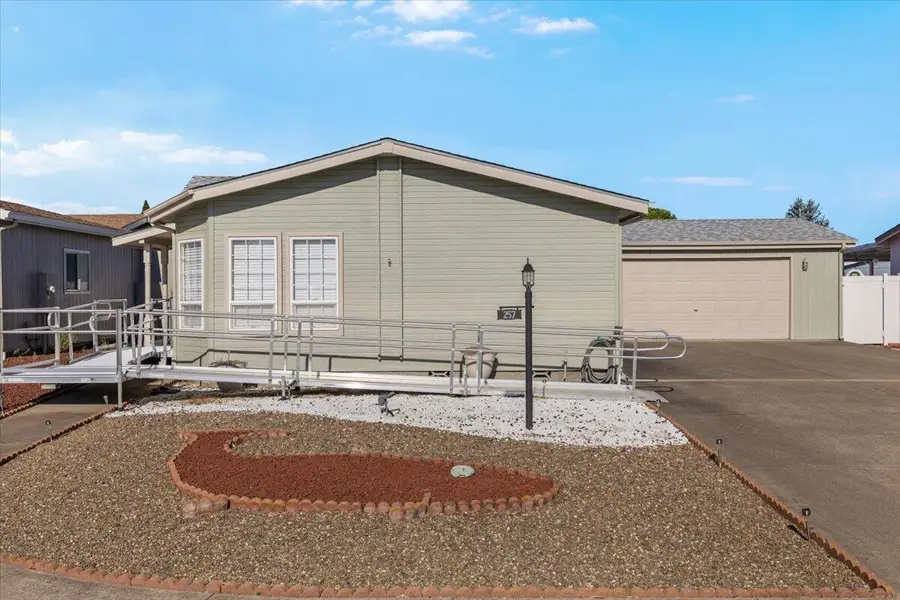 555 Freeman Road #UNIT 257, Central Point, OR 97502 - #2