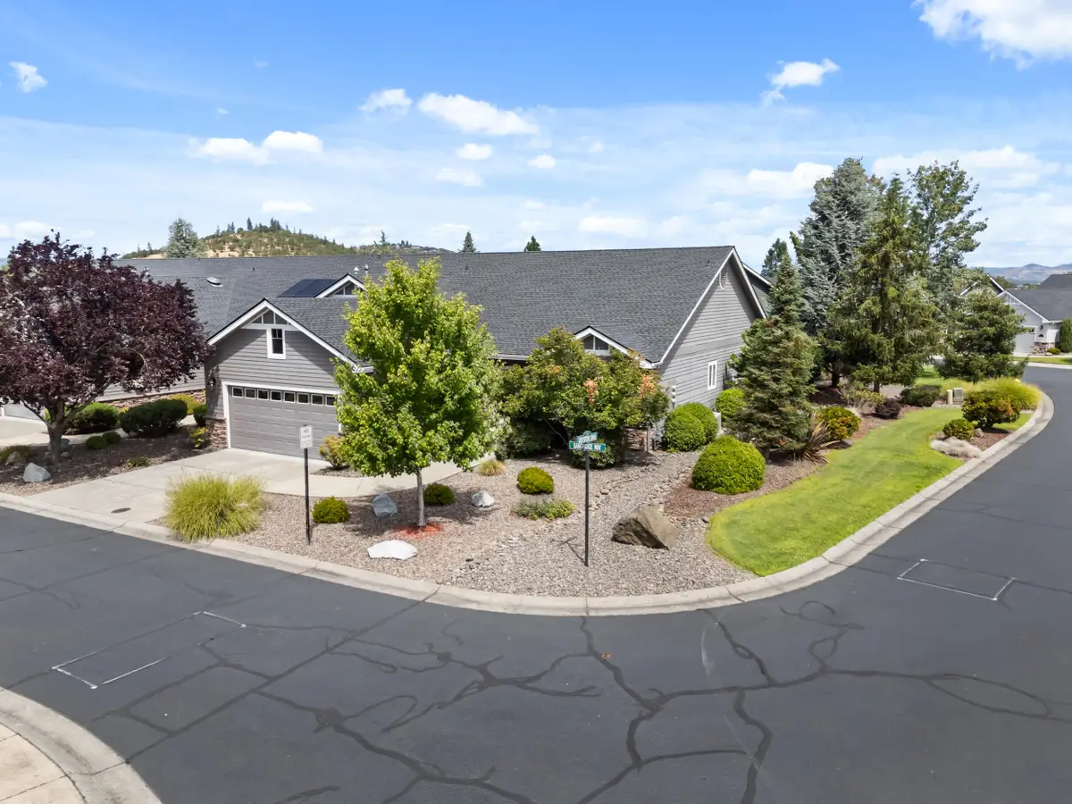 115 Sandridge Way, Eagle Point, OR 97524 - #1
