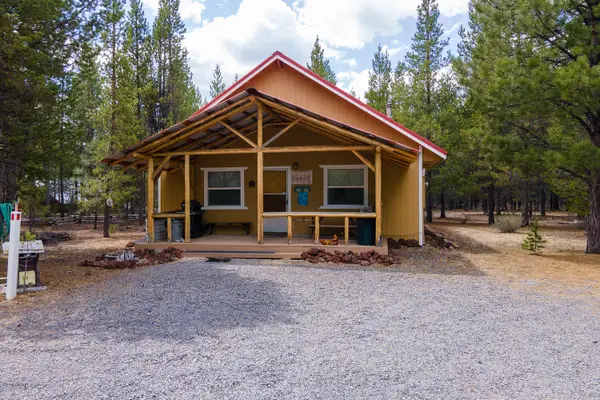 11861 Chinquapin Drive, Crescent Lake, OR 97733