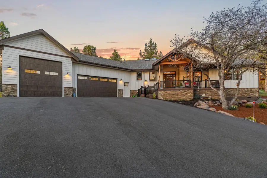 10117 Mourning Dove Drive, Klamath Falls, OR 97601 - #3