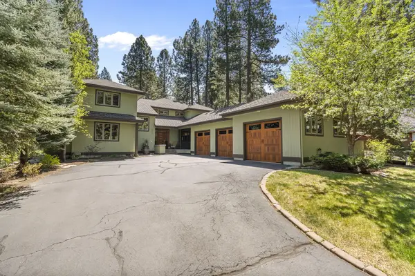 60766 Golf Village Loop, Bend, OR 97702