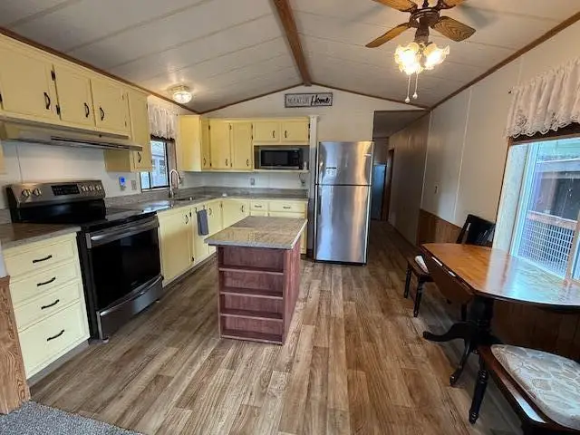 1055 N 5th Street #UNIT 128, Jacksonville, OR 97530 - #3