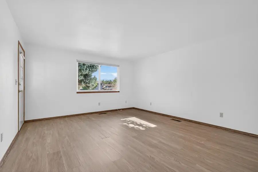 2129 Jubilant Avenue, Medford, OR 97504 - #2