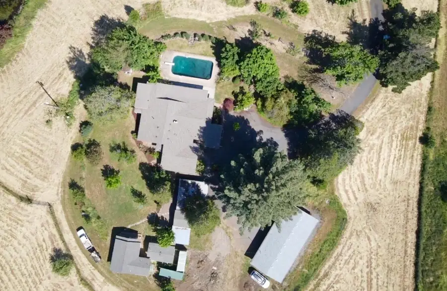 1545 Old Stage, Medford, OR 97502 - #2