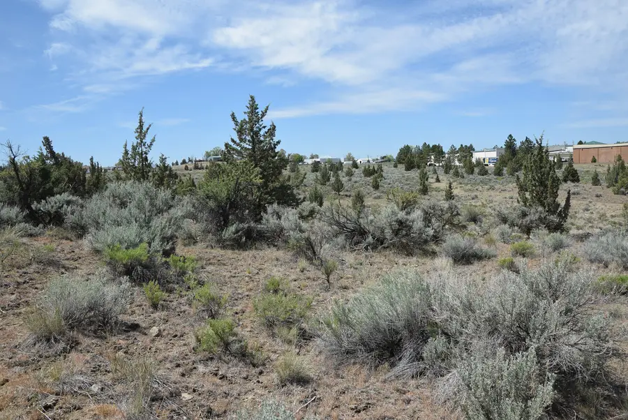 1597 SW Koyoda Street, Madras, OR 97741 - #2
