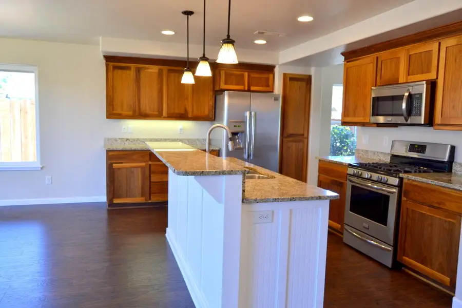 172 SE Yorktown Drive, Grants Pass, OR 97527 - #3