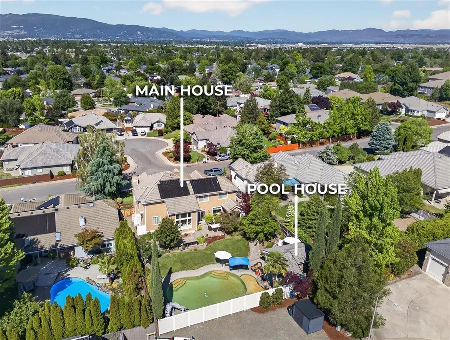 2258 Gene Cameron Way, Medford, OR 97504 - #3