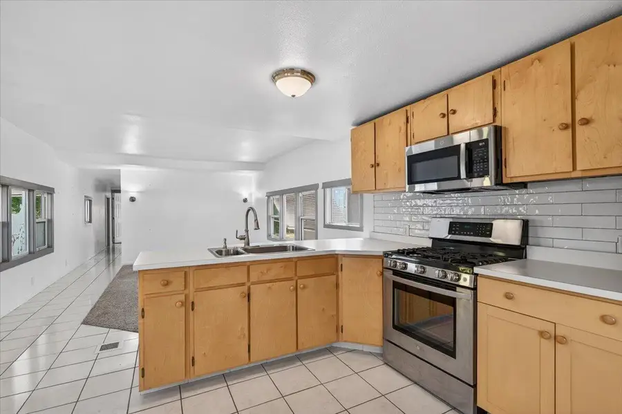 2252 Table Rock Road #SPC 91, Medford, OR 97501 - #3
