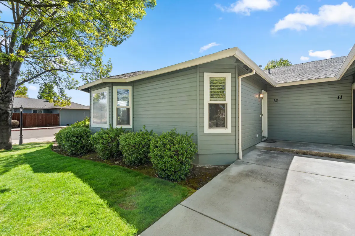 3015 Merriman Road #12, Medford, OR 97501 - #1