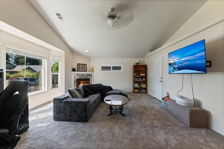 145 SW Vicki Lane, Grants Pass, OR 97526 - #3