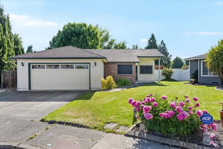 154 Silverwood Court, Central Point, OR 97502 - #2