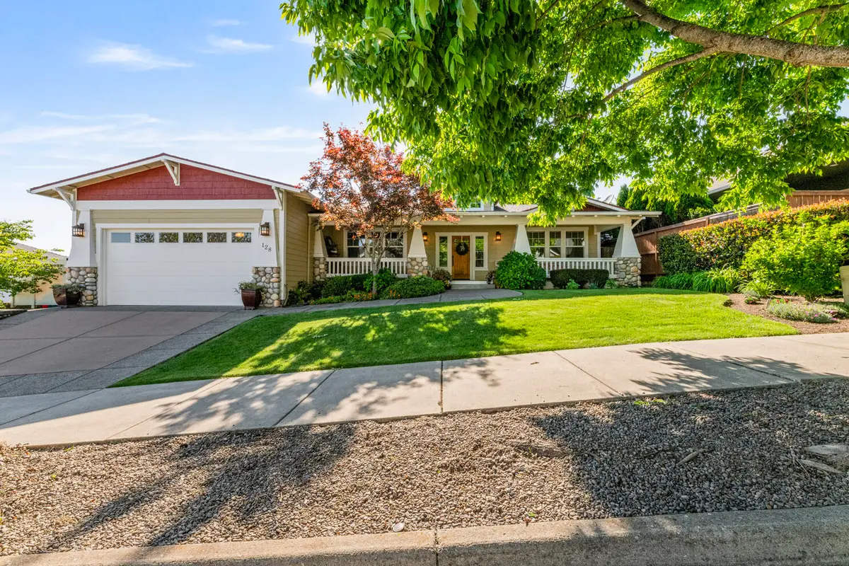 128 Oak Point Drive, Eagle Point, OR 97524 - #1