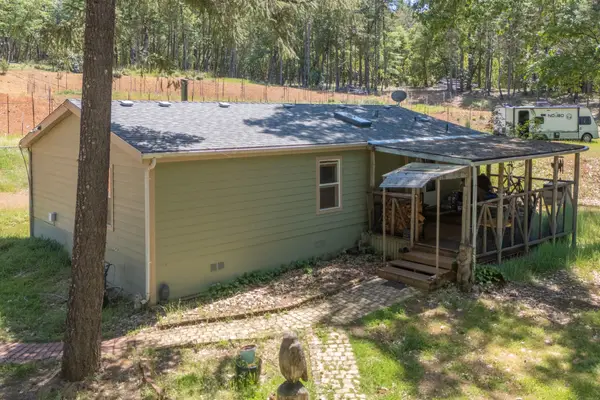 1801 Holton Creek Road, Cave Junction, OR 97523
