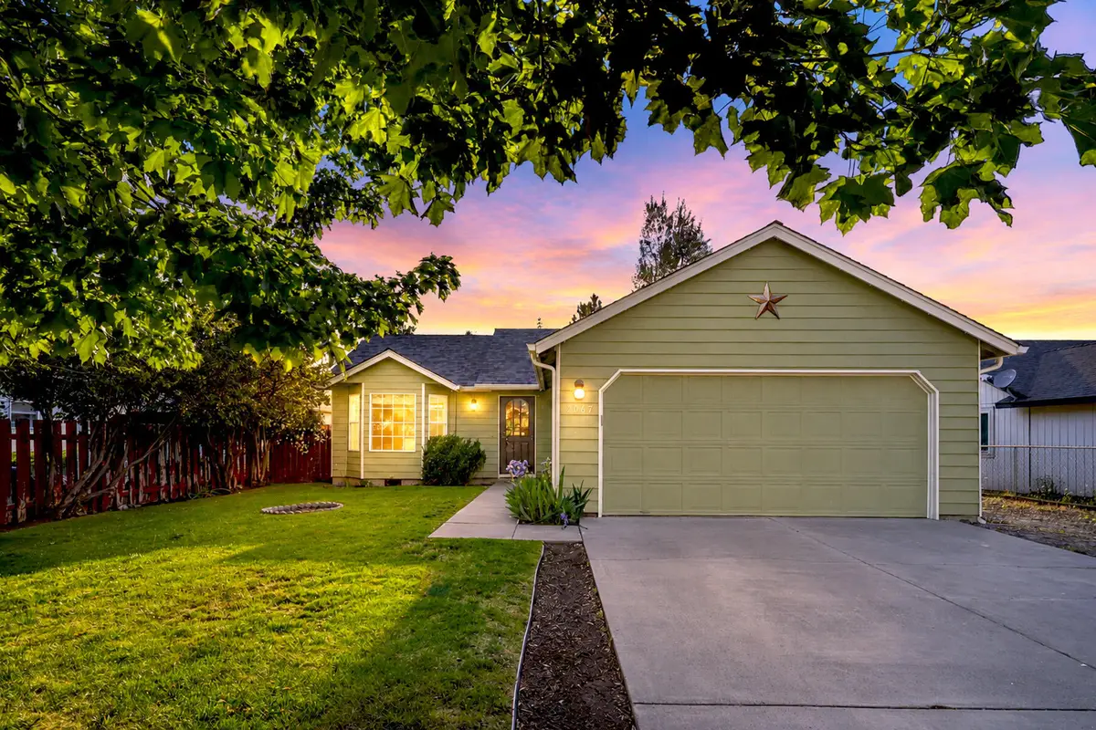 2067 SW 30th Street, Redmond, OR 97756 - #1