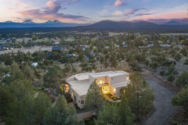3191 SW 41st Street, Redmond, OR 97756