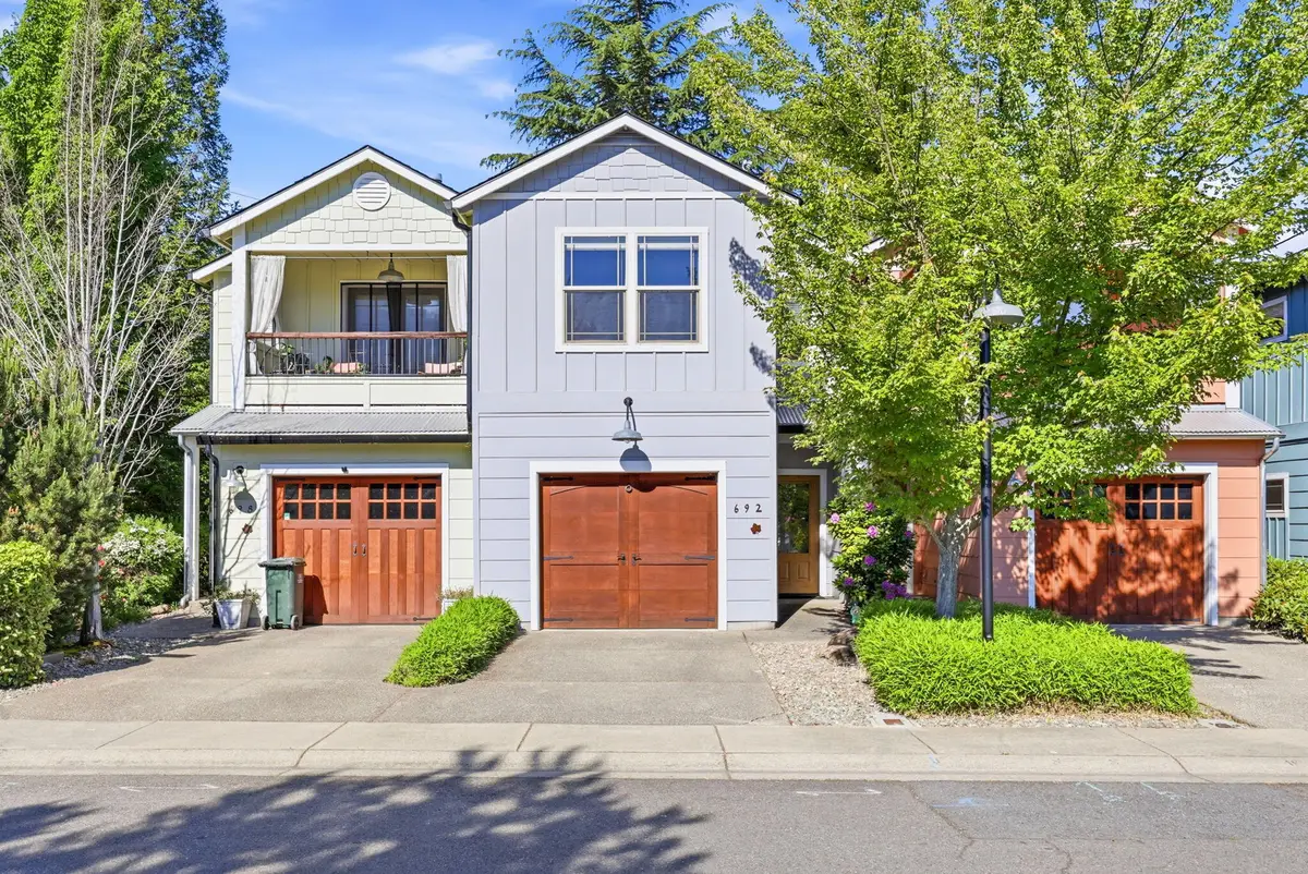 692 SE Vine Maple Lane, Grants Pass, OR 97527 - #1