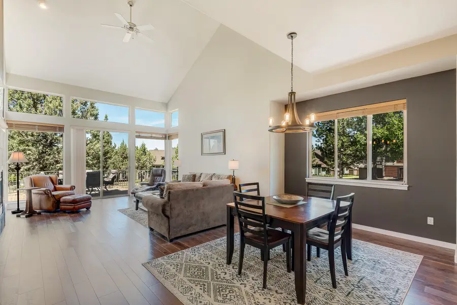 11065 Village Loop, Redmond, OR 97756 - #3