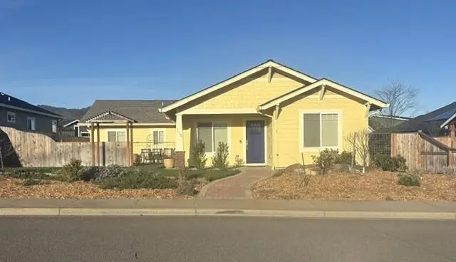 195 Suncrest Road, Talent, OR 97540 - #1