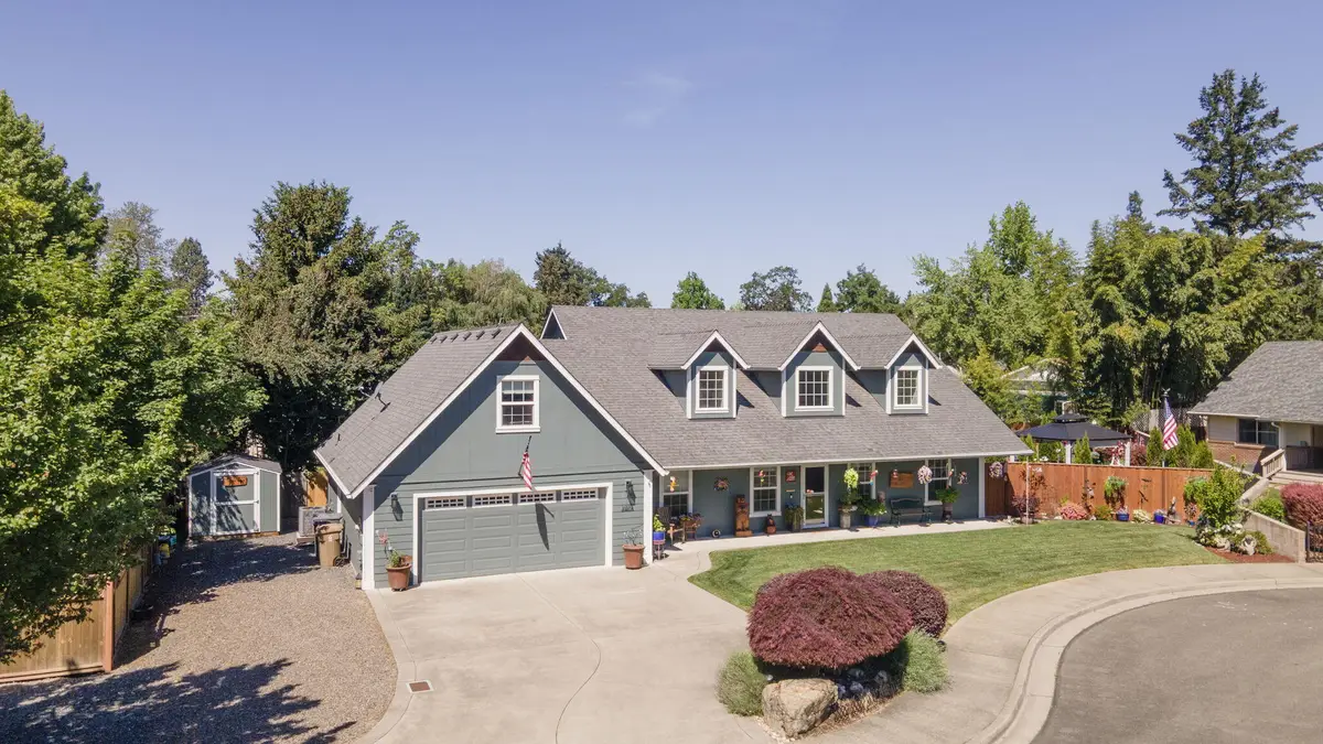 1074 SE Christie Place, Grants Pass, OR 97526 - #1