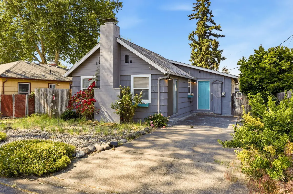 212 Ogara Street, Medford, OR 97501 - #1