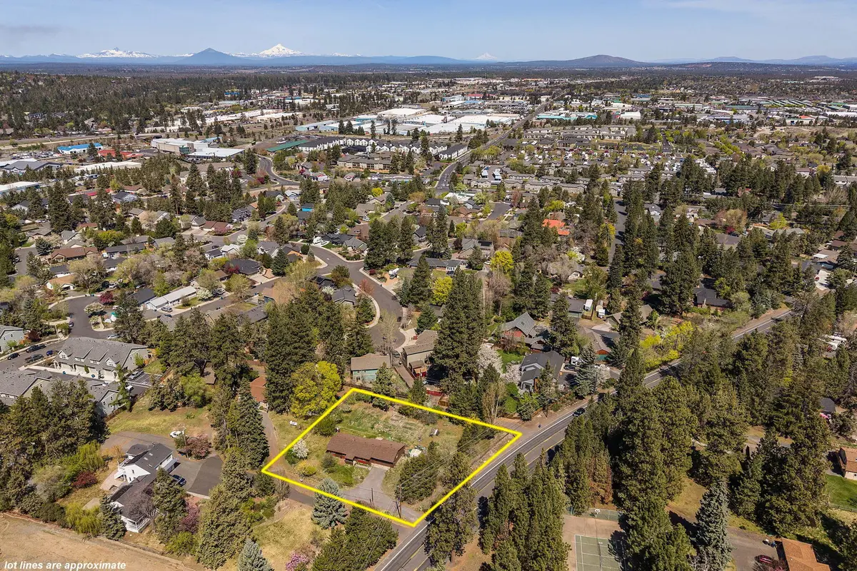 2323 NE 8th Street, Bend, OR 97701 - #1