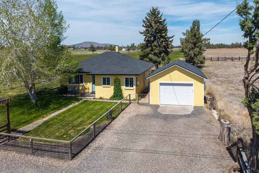 21298 SW Young Avenue, Bend, OR 97701 - #3