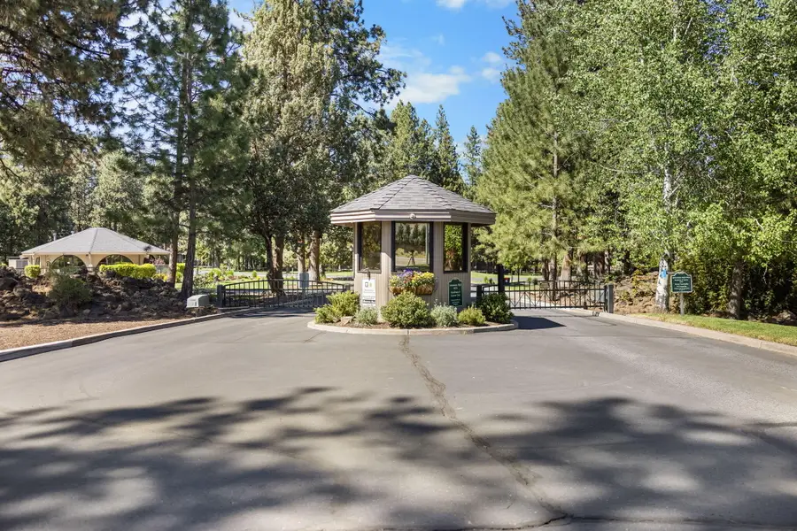 20430 Snowmass Court, Bend, OR 97702 - #3
