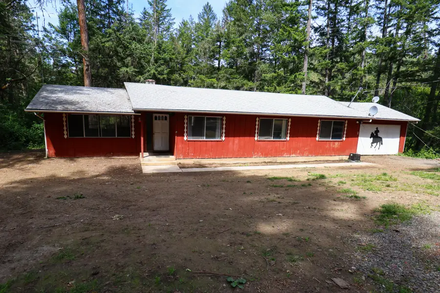 2345 Wards Creek, Rogue River, OR 97537 - #2